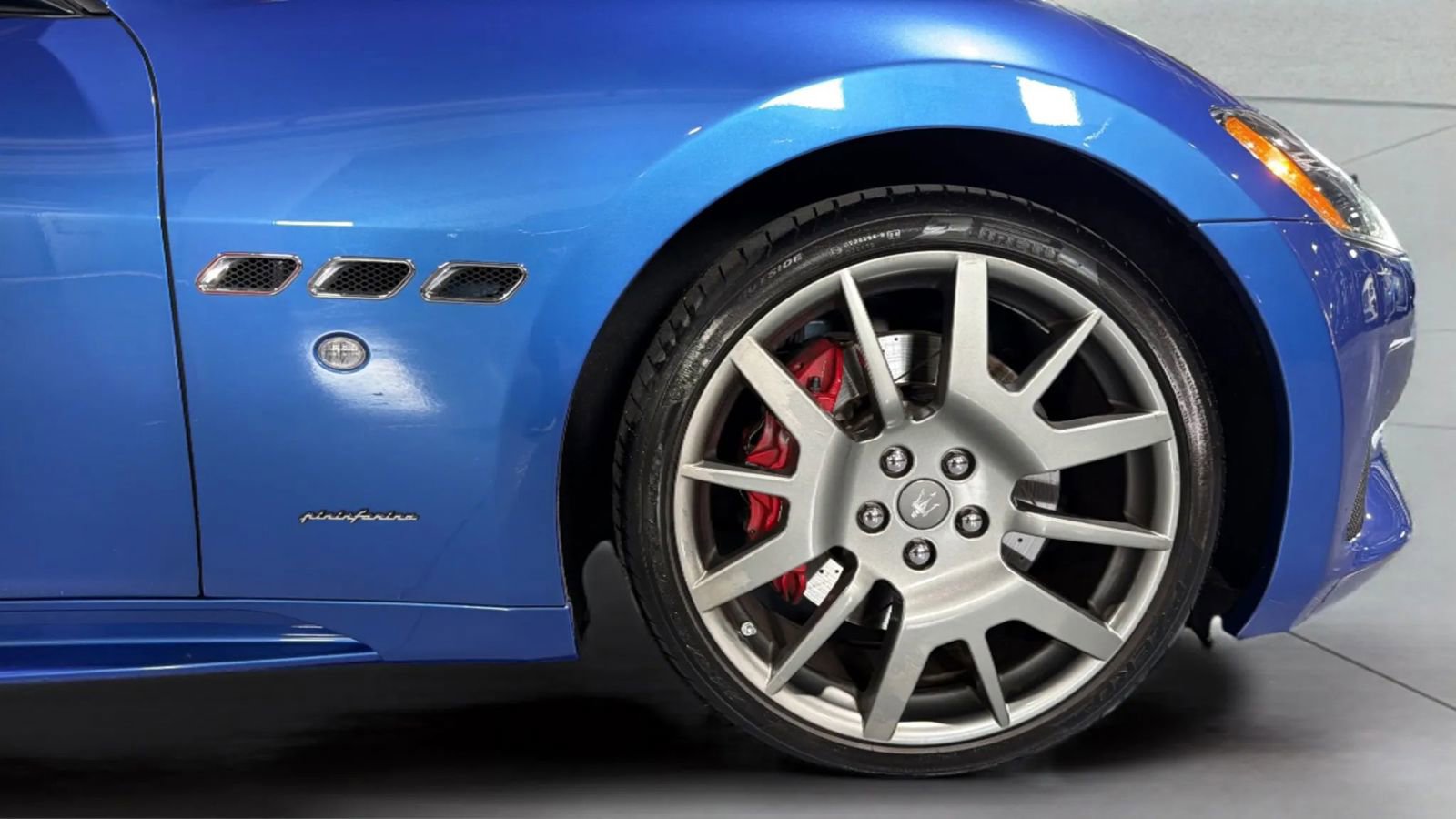 Used 2018 Maserati GranTurismo Sport RWD image 49