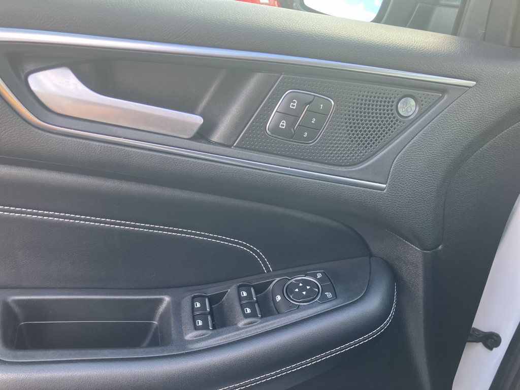 Used 2021 Ford Edge Titanium AWD/4WD image 20