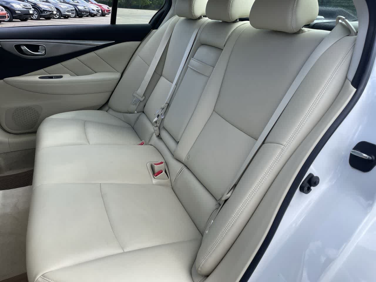 Used 2015 INFINITI Q50 Premium w/ Navigation Package AWD/4WD image 18