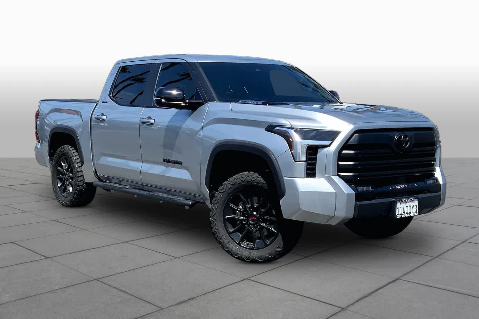 Used 2024 Toyota Tundra Limited AWD/4WD image 2