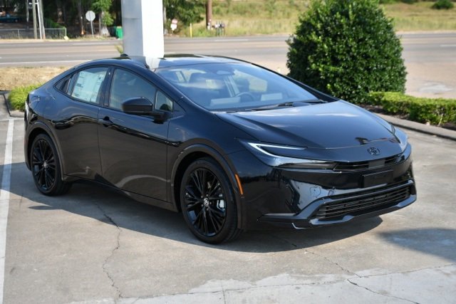 New 2026 Toyota Prius Plug-In Hybrid image 1