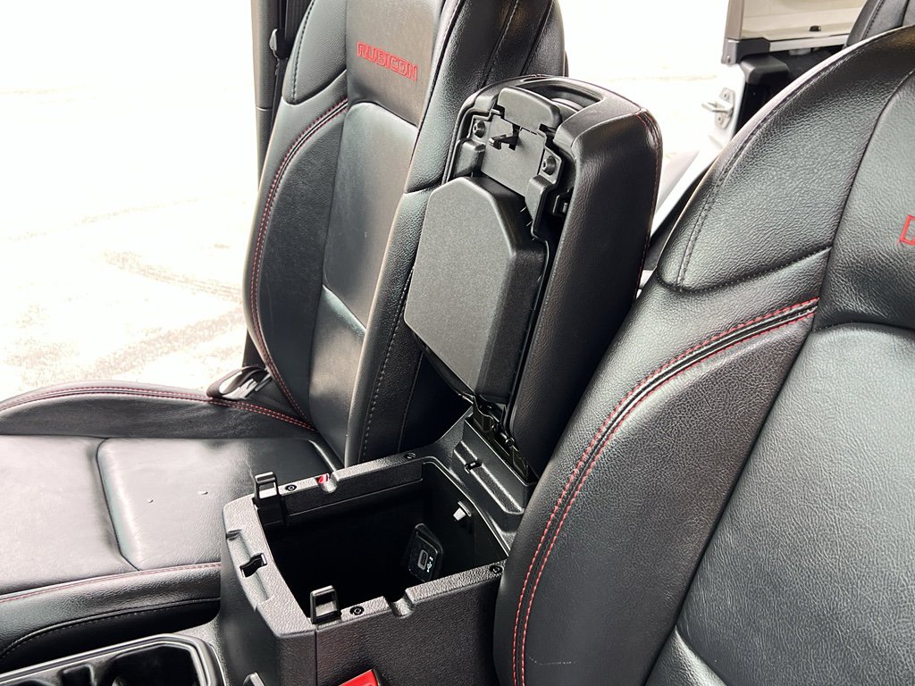 Used 2019 Jeep Wrangler Unlimited Rubicon w/ Dual Top Group image 18