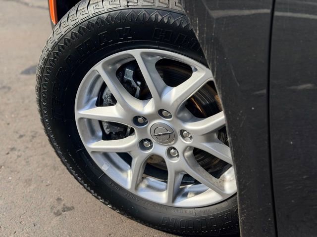 Used 2023 Chrysler Pacifica Touring-L image 29