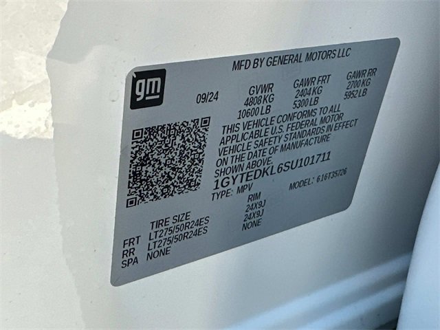 Used 2025 Cadillac Escalade IQ Luxury 2 image 18