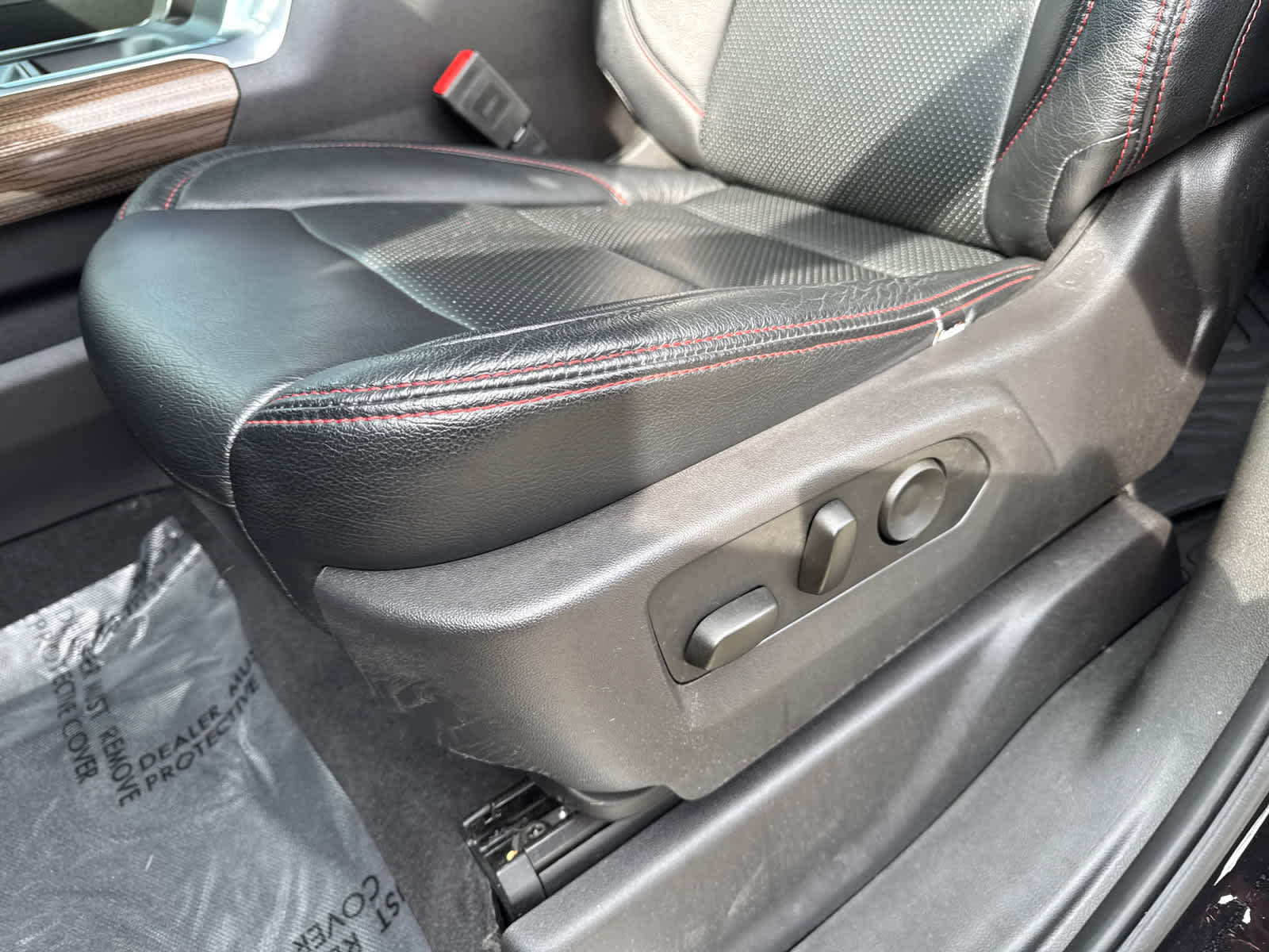 Used 2024 Chevrolet Silverado 1500 LT Trail Boss w/ Convenience Package II image 15