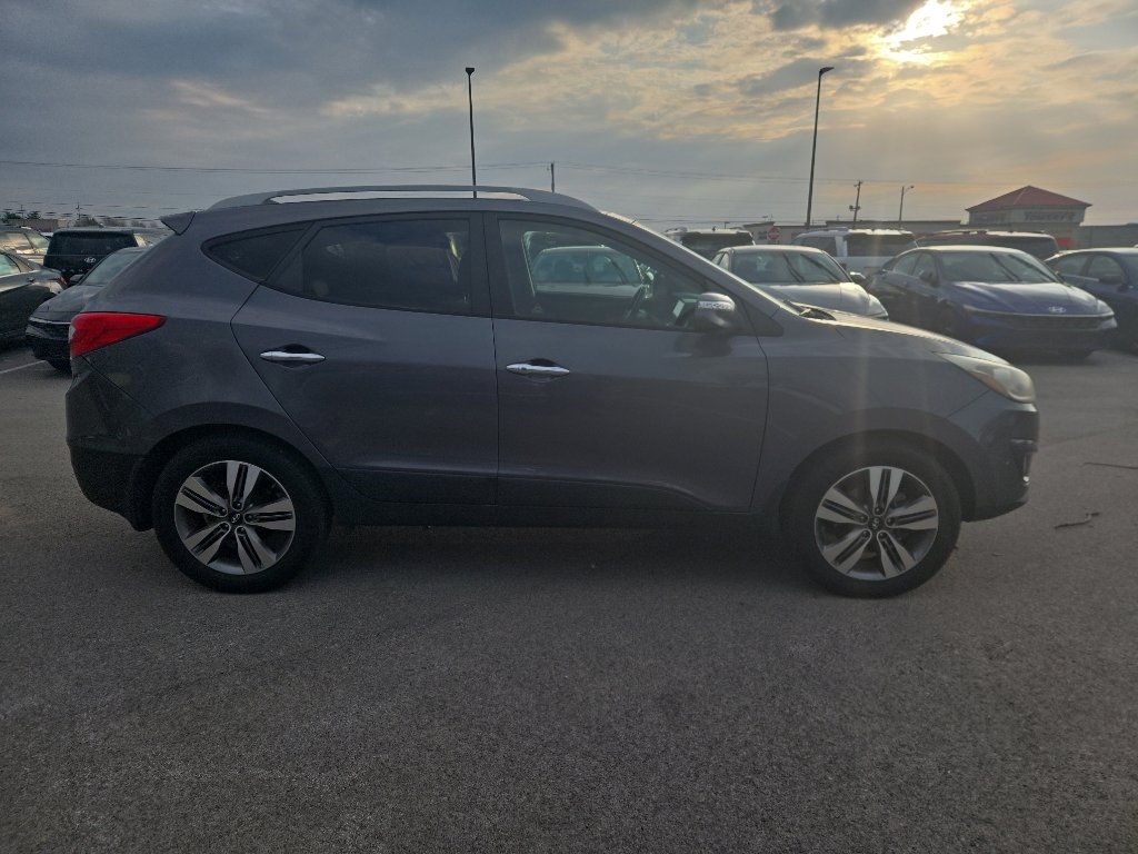 Used 2014 Hyundai Tucson Limited w/ Technology Package 02 image 2