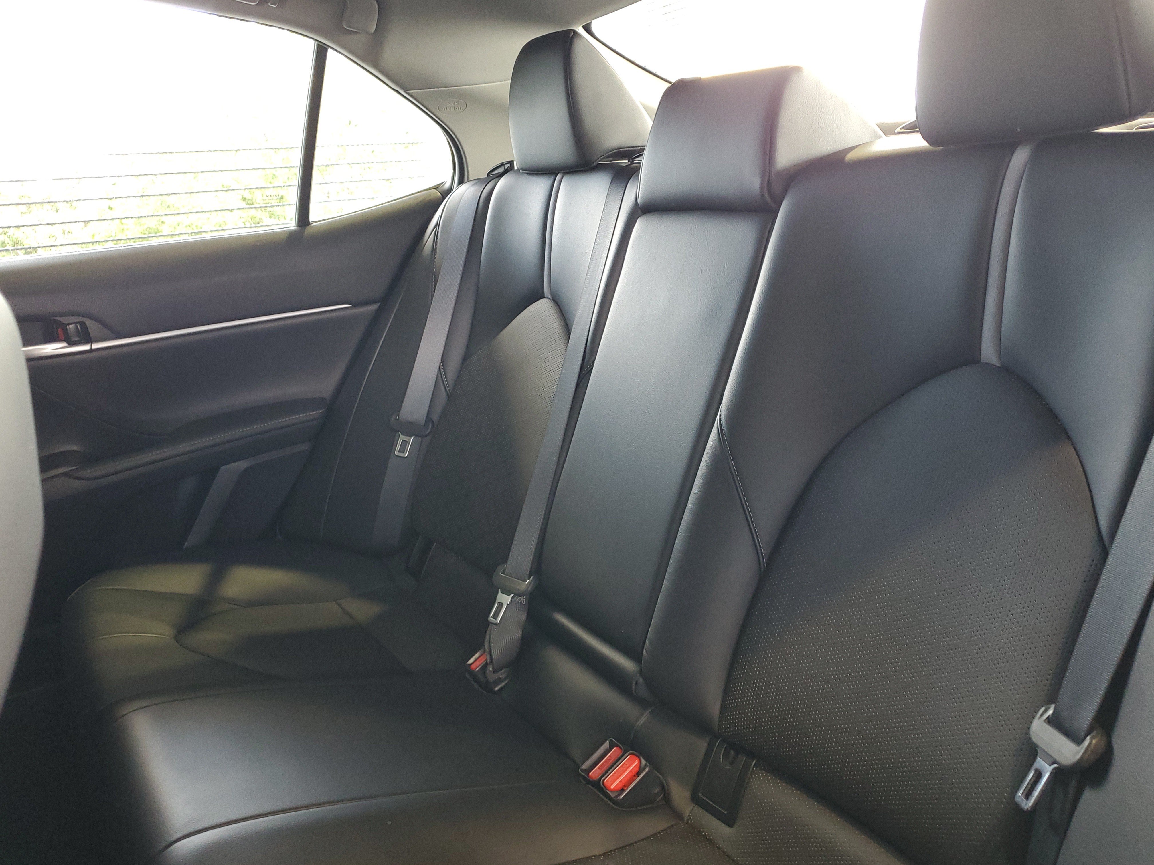 Used 2023 Toyota Camry XSE FWD image 8