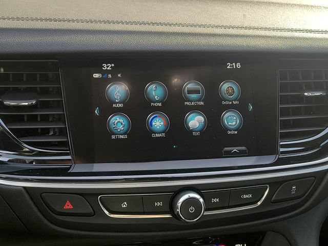 Used 2018 Buick Regal Essence FWD image 15