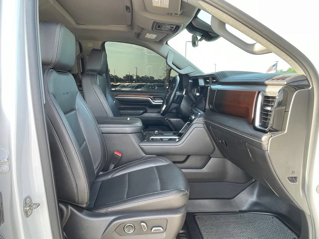 Used 2024 GMC Sierra 2500 Denali w/ Denali Reserve Package AWD/4WD image 50