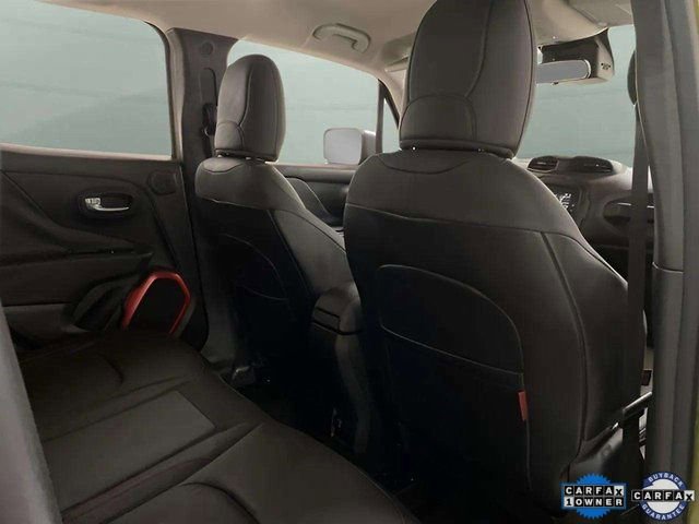 Used 2015 Jeep Renegade Trailhawk w/ Premium Leather Group image 21