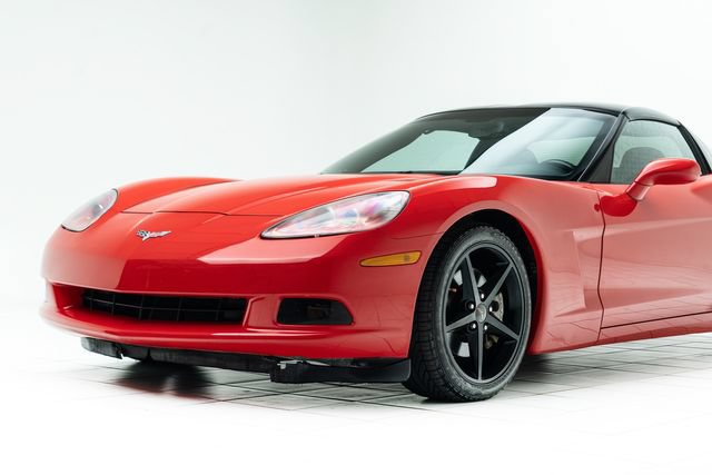 Used 2013 Chevrolet Corvette Coupe w/ Battery Protection Package RWD image 10
