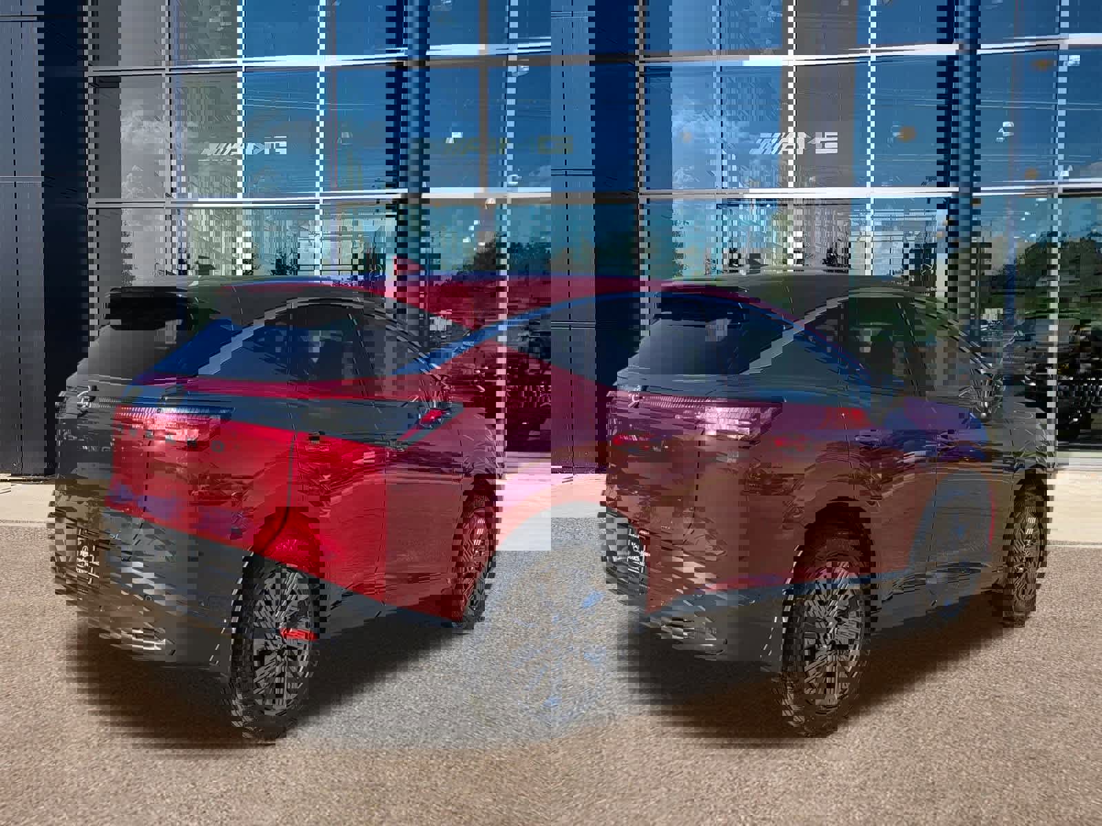 Used 2025 Nissan Murano SL image 2