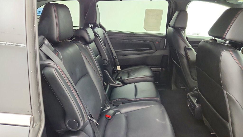 Used 2025 Honda Odyssey Sport-L image 24