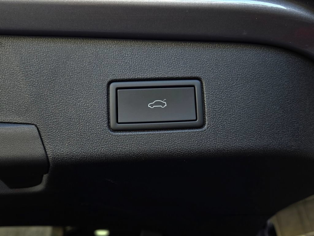 Used 2023 Volkswagen ID.4 S RWD image 25