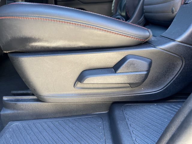 Used 2025 Ford Explorer ST-Line w/ ST-Line Street Pack AWD/4WD image 34