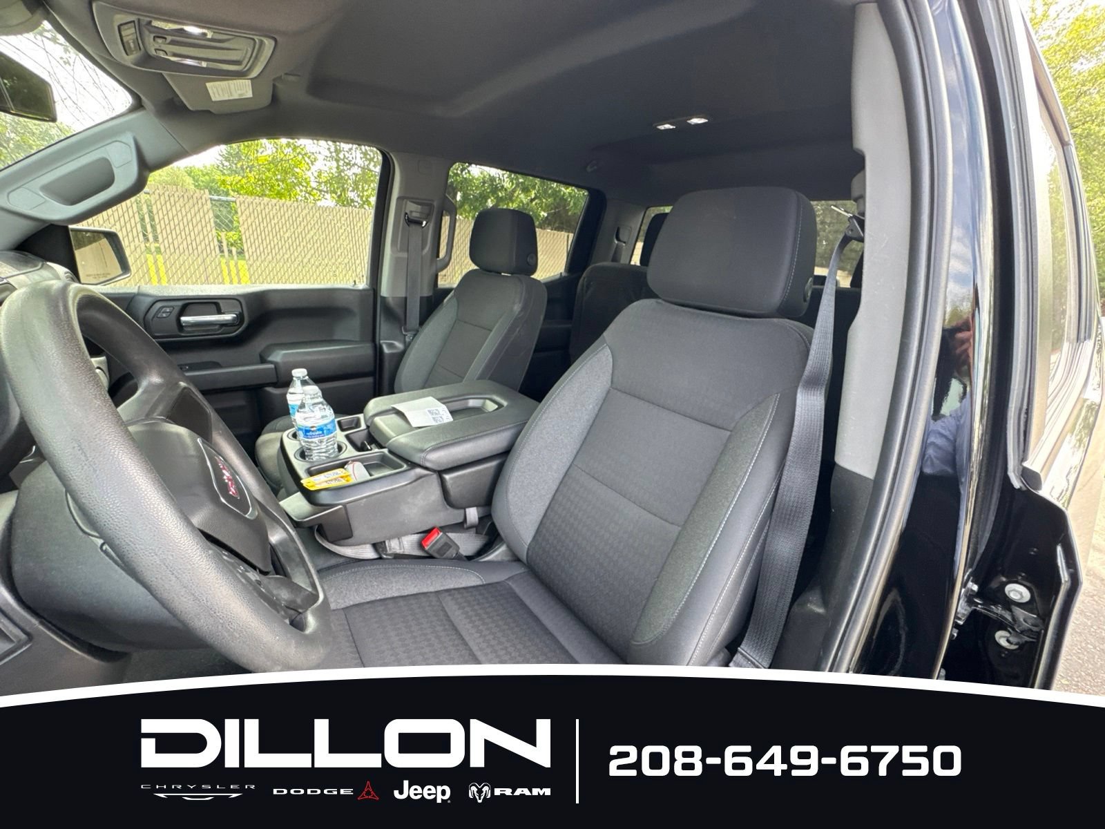 Used 2024 GMC Sierra 1500 Pro w/ Graphite Edition AWD/4WD image 11