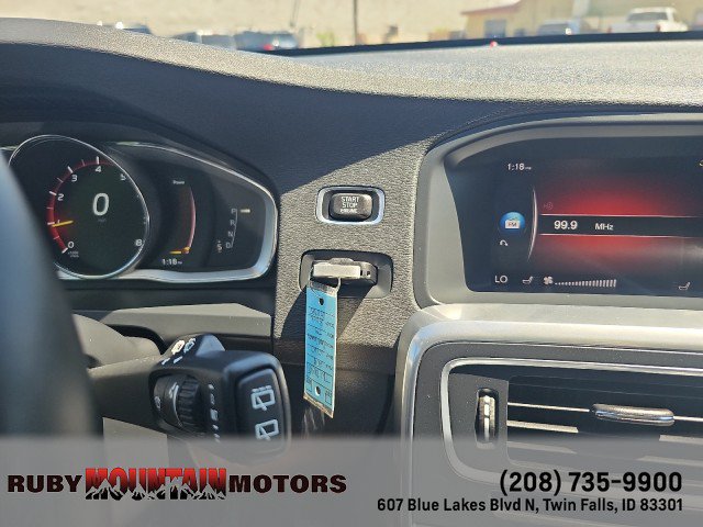 Used 2018 Volvo V60 T5 Cross Country AWD/4WD image 20