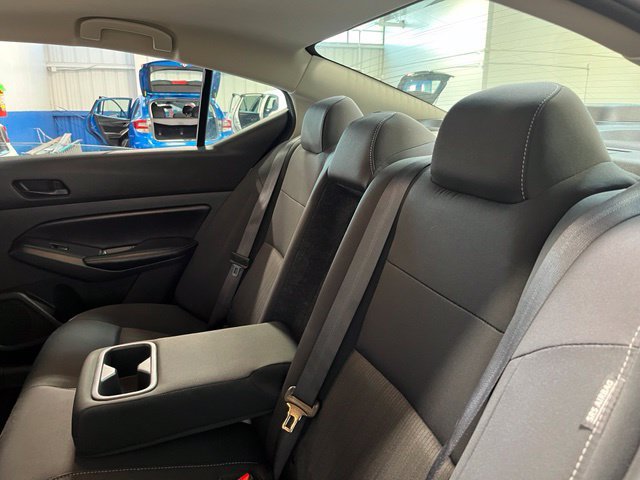 Used 2024 Nissan Altima 2.5 SV FWD image 18