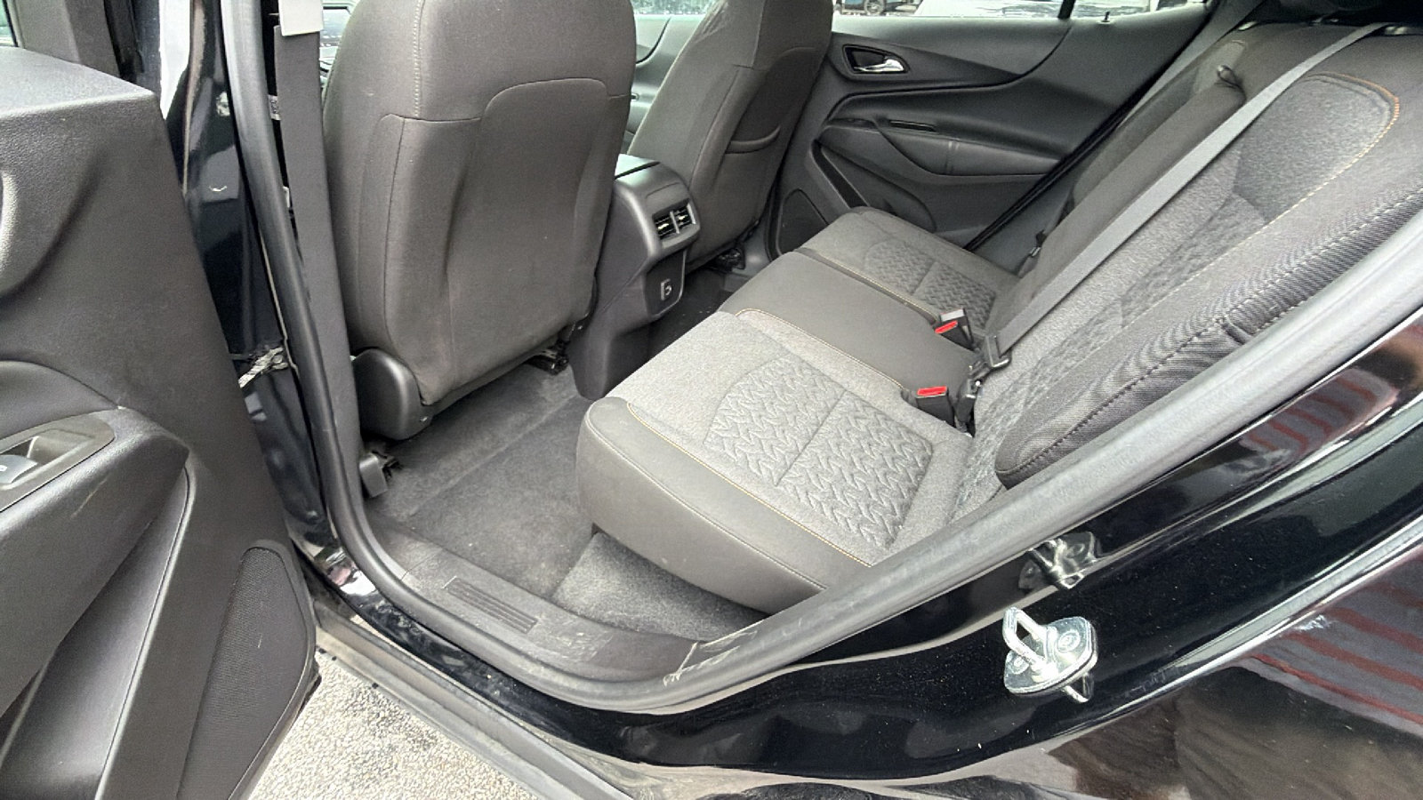 Used 2024 Chevrolet Equinox LT AWD/4WD image 23