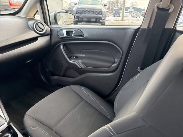 Used 2016 Ford Fiesta SE w/ Cold Weather Package image 15