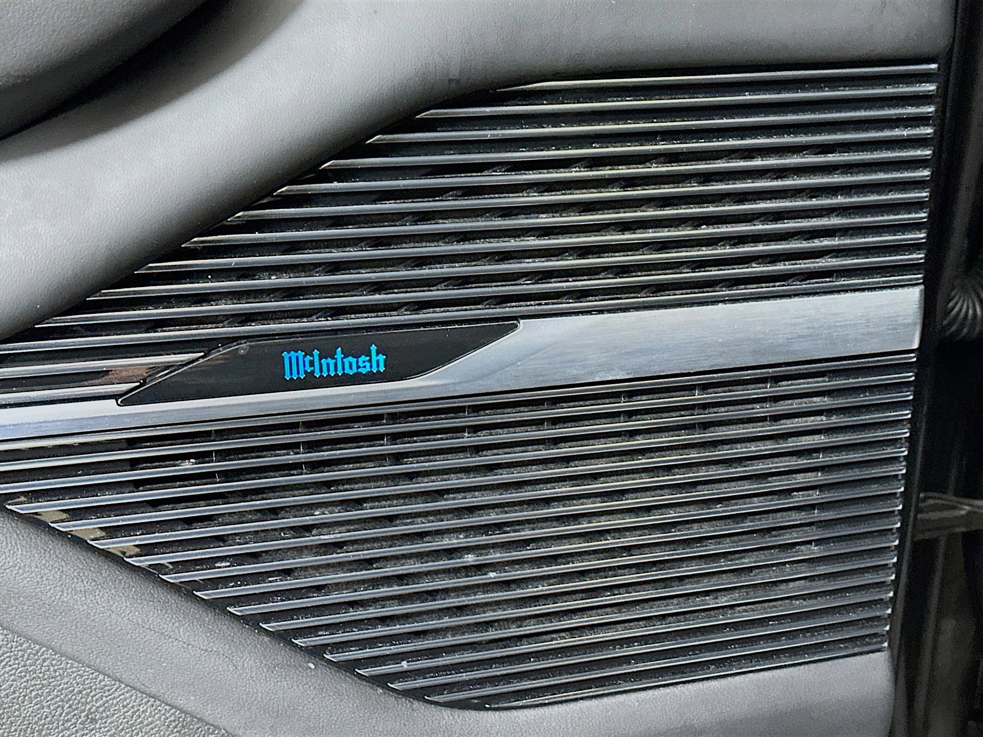 Used 2023 Jeep Grand Wagoneer Series III w/ Quick Order Packagew 28T image 19