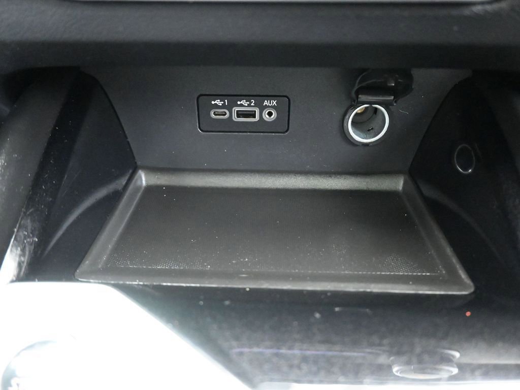 Used 2020 Nissan Altima 2.0 Platinum image 21