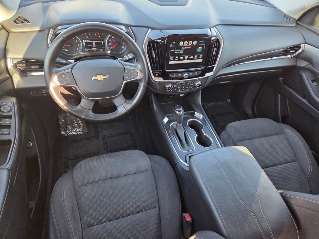 Used 2018 Chevrolet Traverse LT image 10