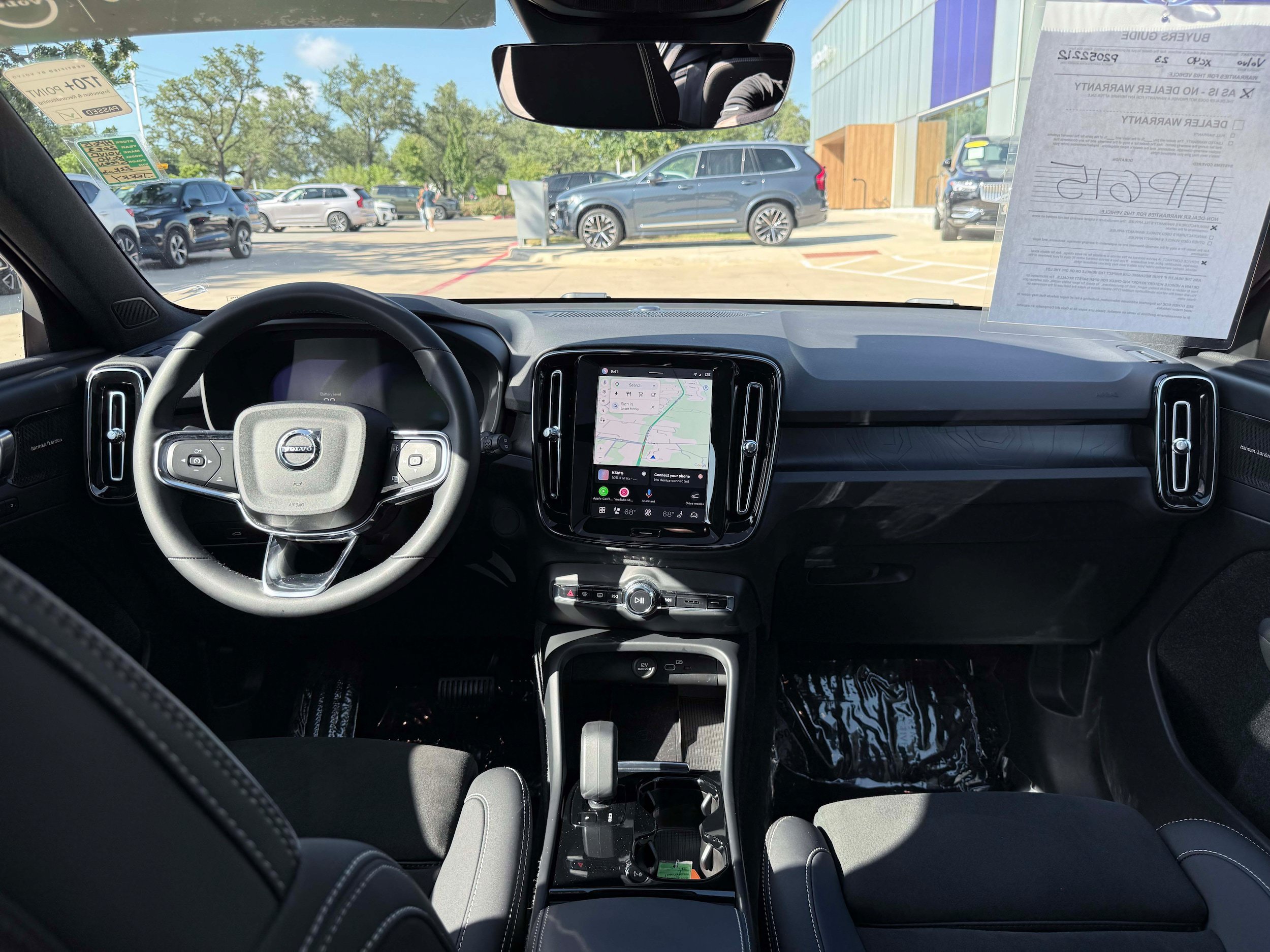 Certified 2023 Volvo XC40 Recharge Ultimate AWD/4WD image 17