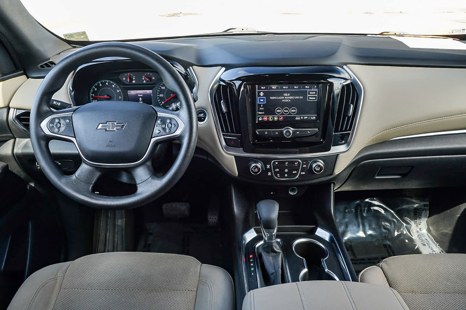 Used 2022 Chevrolet Traverse LS w/ Midnight/Sport Edition image 13