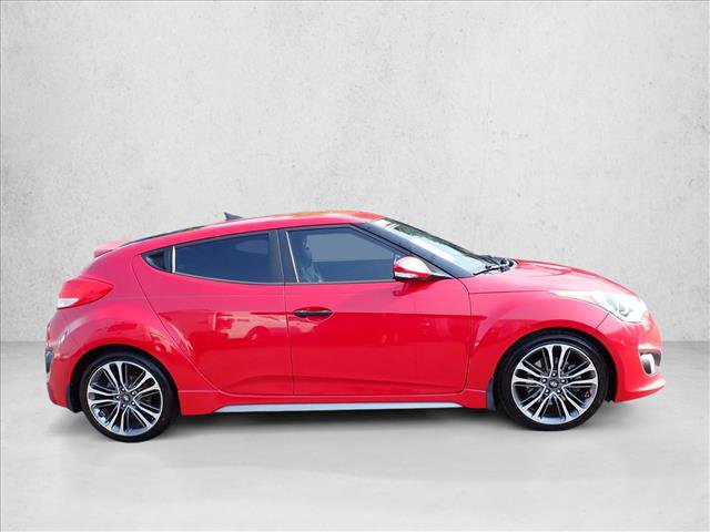 Used 2016 Hyundai Veloster Turbo FWD image 5