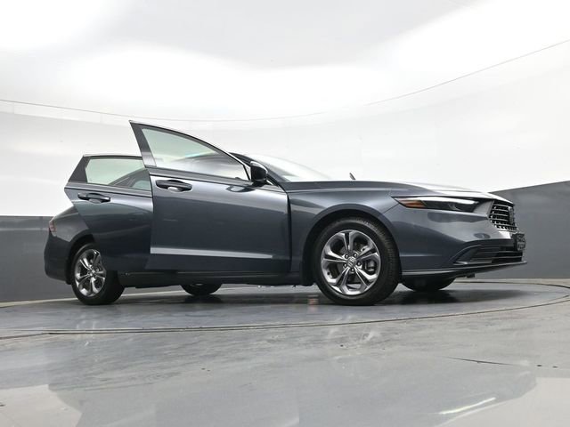 Used 2024 Honda Accord EX image 42