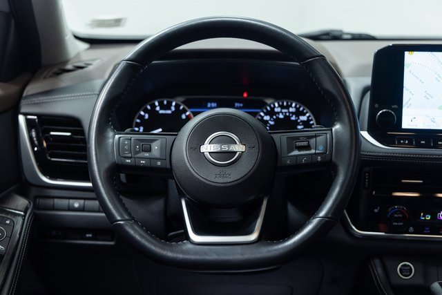 Used 2022 Nissan Rogue SL w/ SL Premium Package image 14