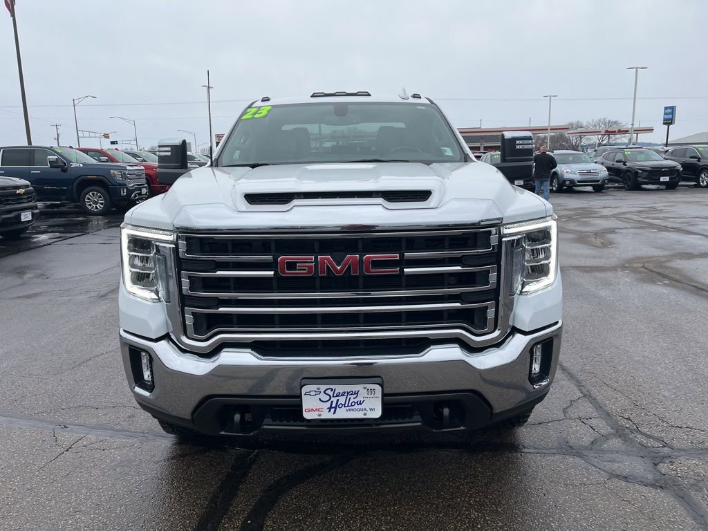 Used 2023 GMC Sierra 3500 SLT AWD/4WD image 2