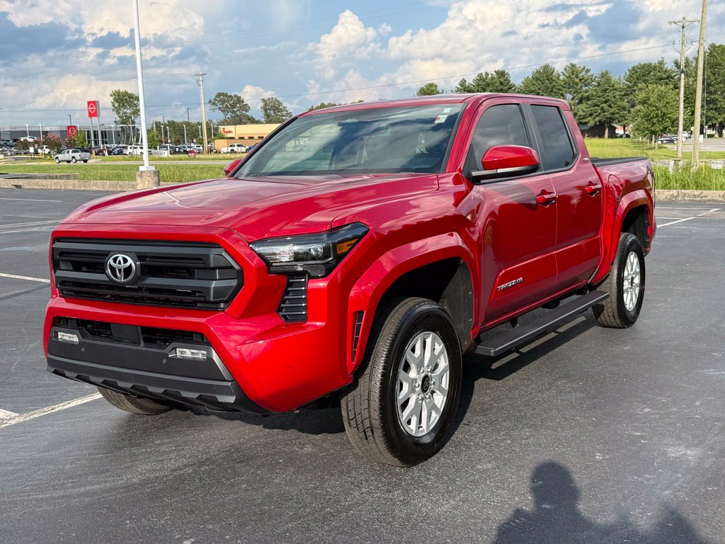 Certified 2025 Toyota Tacoma SR5 w/ SR5 Upgrade Package AWD/4WD image 6