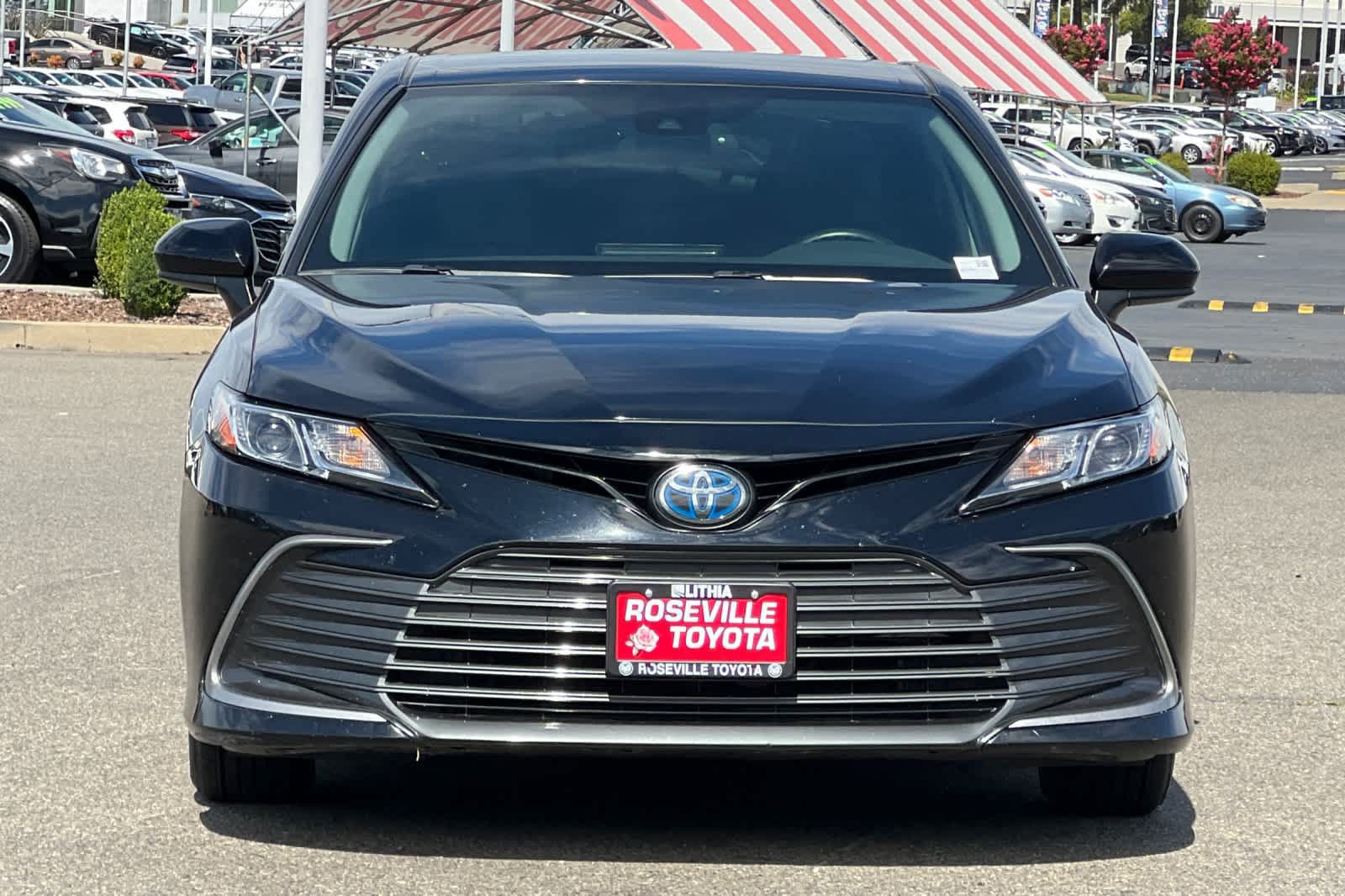 Used 2022 Toyota Camry LE FWD image 10