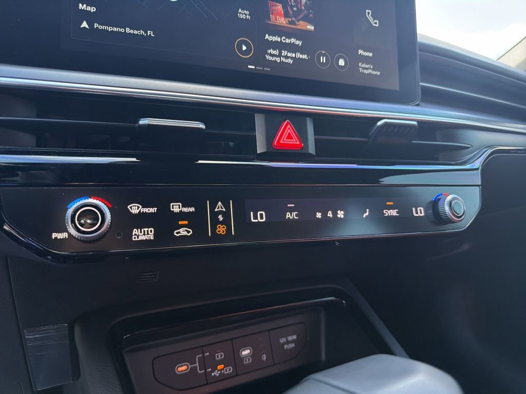 Used 2025 Kia K5 GT-Line w/ GT-Line Premium Package image 27