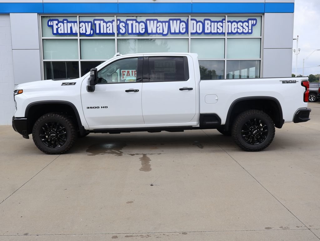 New 2026 Chevrolet Silverado 3500 LTZ w/ LTZ Plus Package AWD/4WD image 7