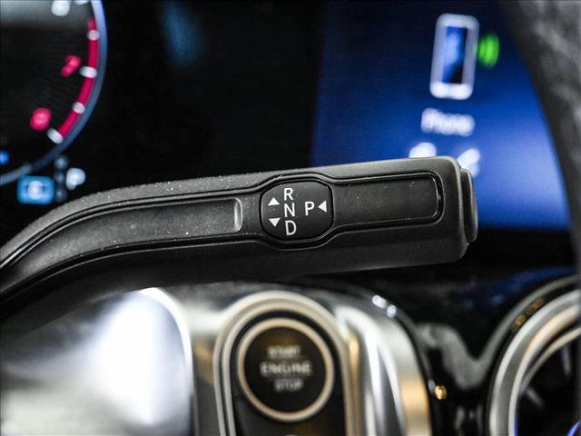 Used 2025 Mercedes-Benz GLB 250 image 12