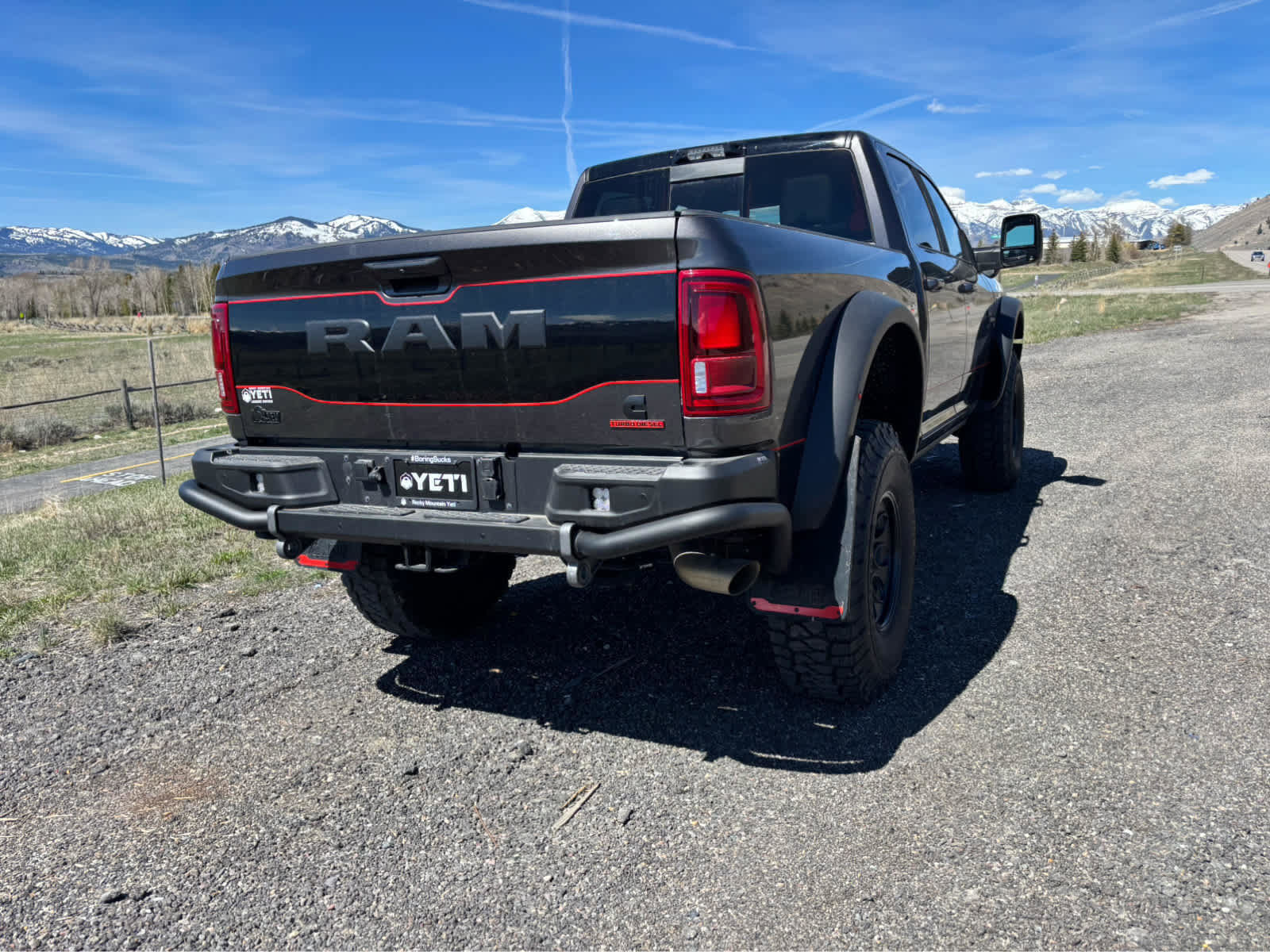 New 2025 RAM 2500 Laramie AWD/4WD image 39