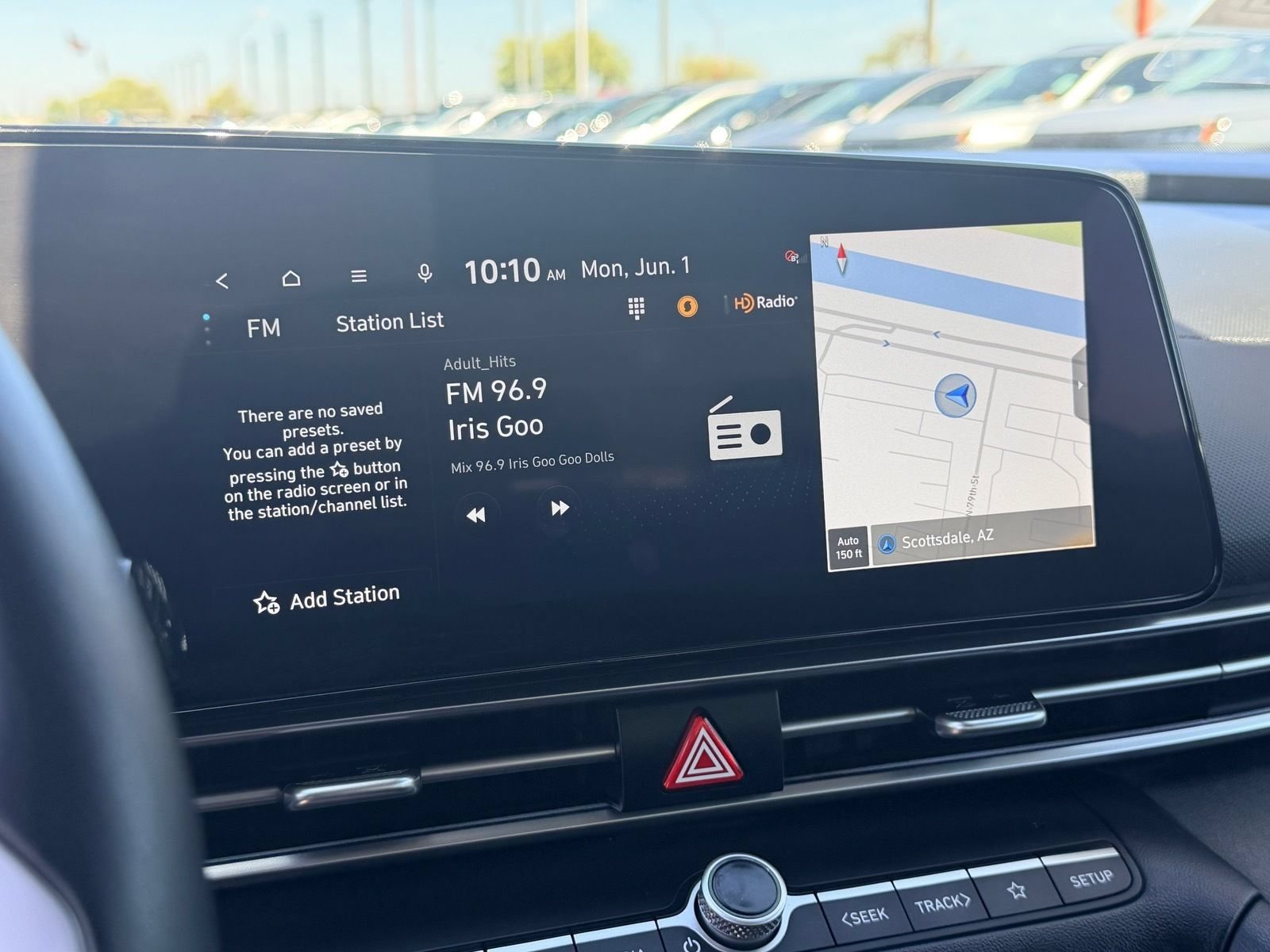 Used 2025 Hyundai Elantra SEL FWD image 25