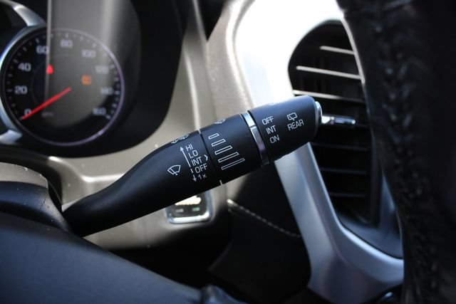 Used 2019 GMC Acadia SLE FWD image 13
