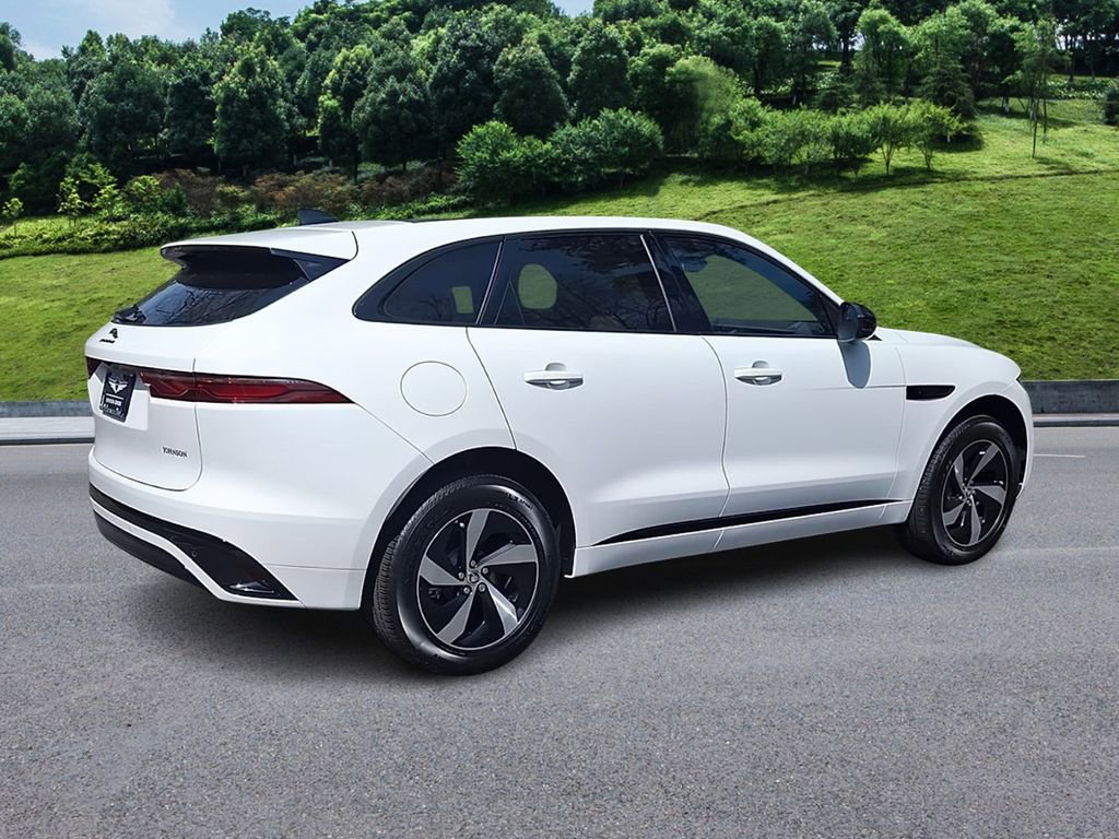 Used 2025 Jaguar F-PACE R-Dynamic S image 8