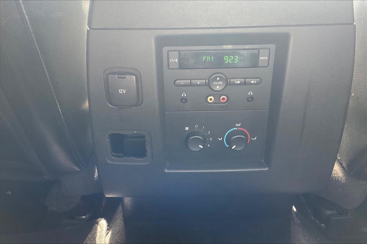 Used 2011 Ford Expedition XLT w/ 202A Rapid Spec Order Code RWD image 32