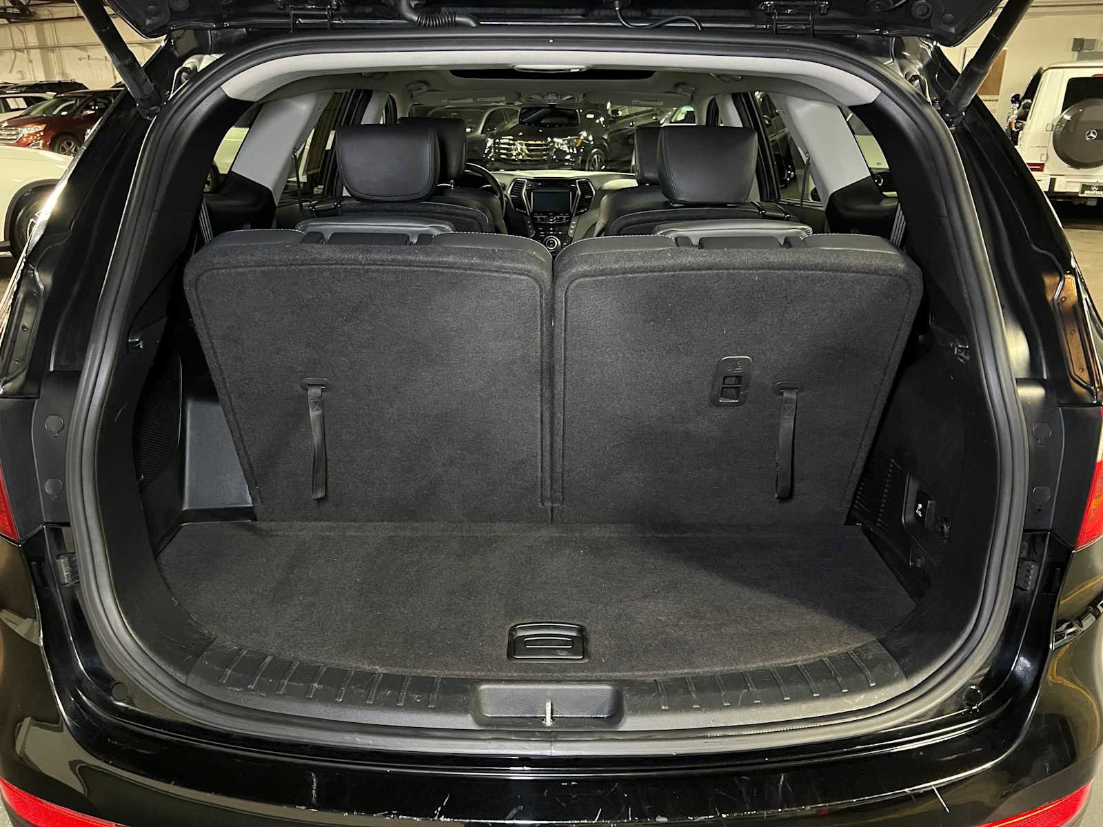 Used 2014 Hyundai Santa Fe Limited w/ Ultimate Package 07 image 17