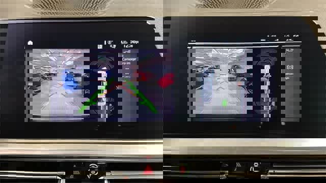 Used 2021 BMW 330i xDrive Sedan w/ Driving Assistance Package image 20