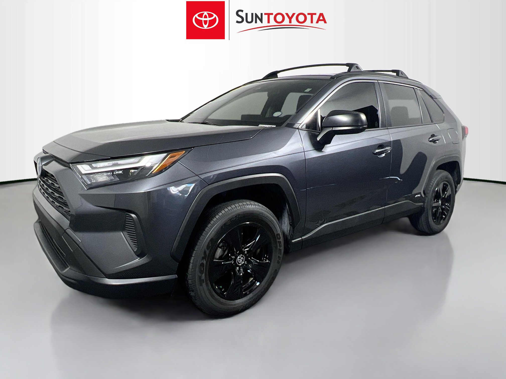 Used 2024 Toyota RAV4 LE image 9