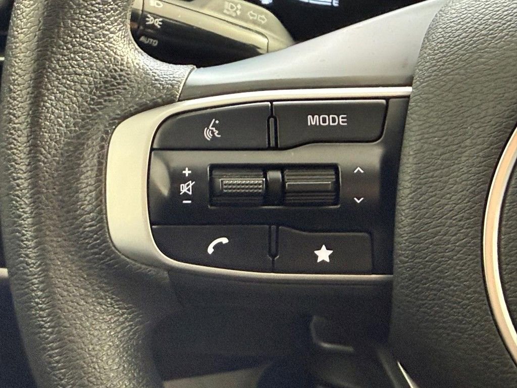 Used 2025 Kia Sportage LX image 22