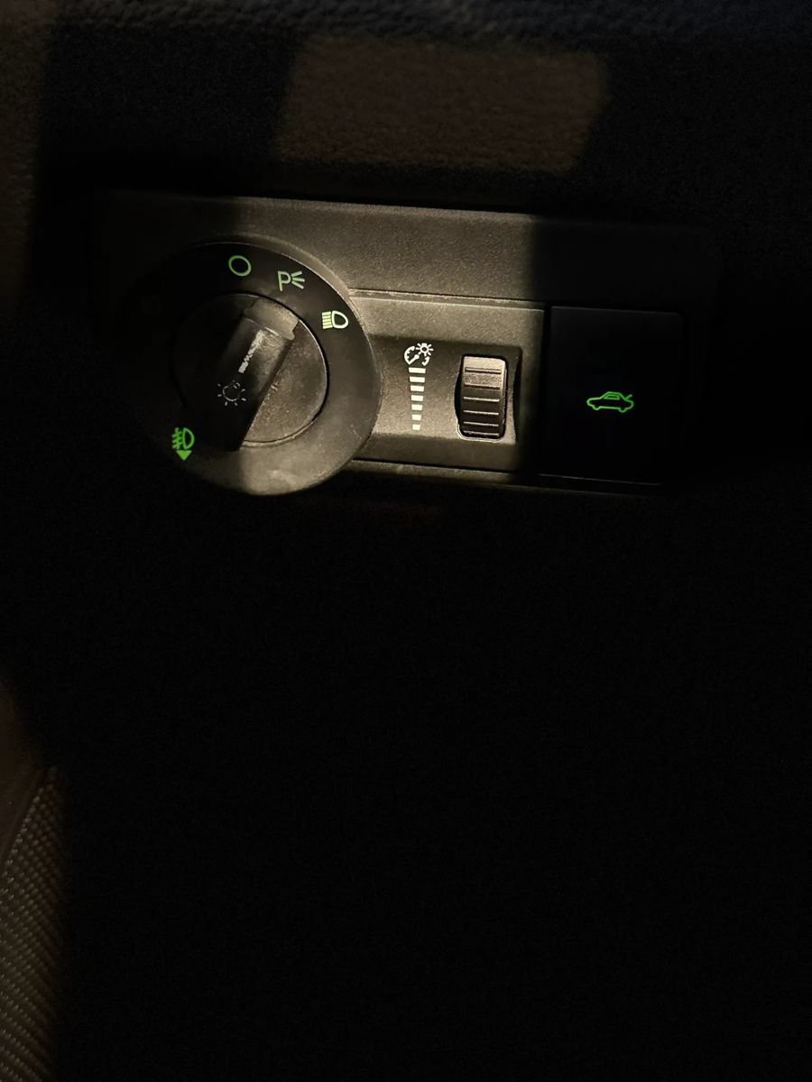 Used 2007 Ford Fusion SE FWD image 32