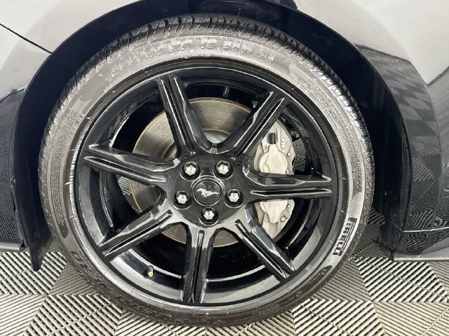 Used 2020 Ford Mustang GT Premium w/ Equipment Group 401A RWD image 31