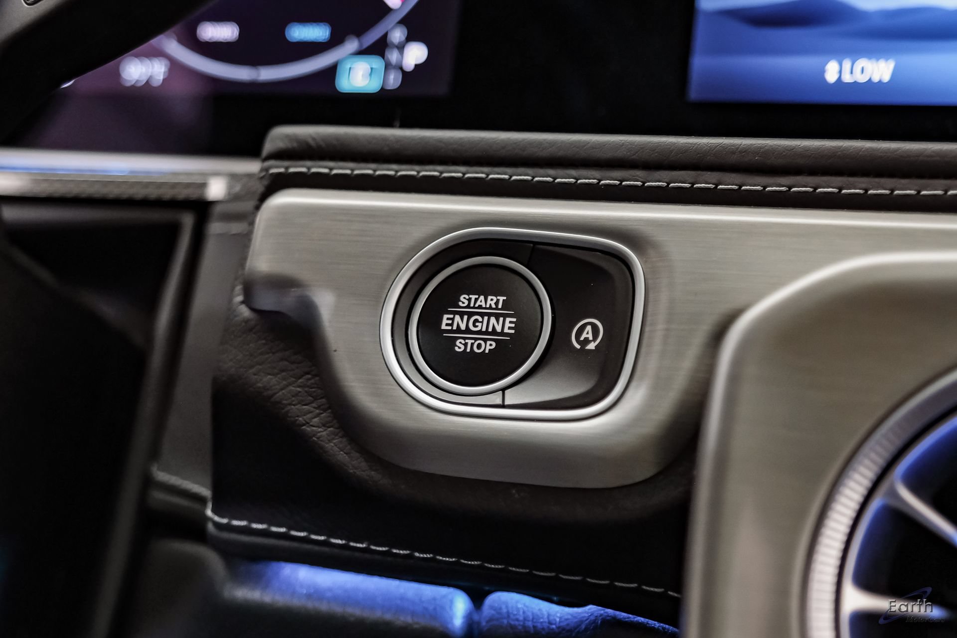 Used 2025 Mercedes-Benz G 550 w/ Exclusive Interior Package image 71